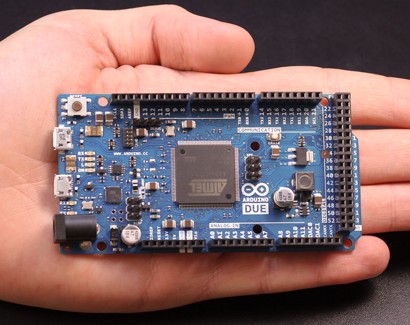 An Arduino. http://www.arduino.cc/